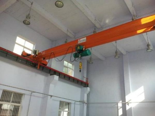 莲都区吊车租赁公司_吊车的保养维护
